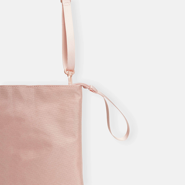 Crossbody Bags - Pink